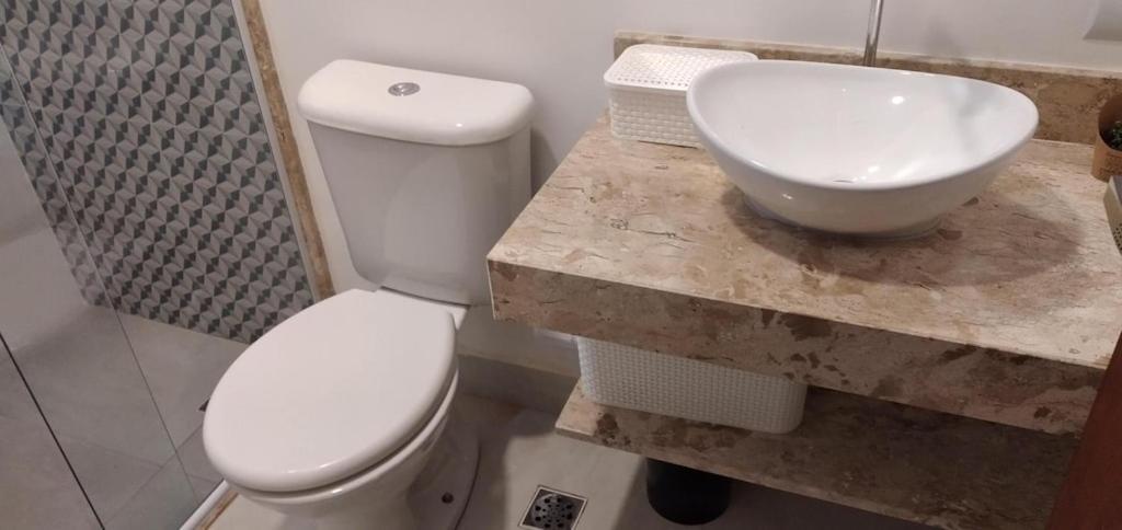 Casa Terrea Wi-fi 3 900m De Guaratuba Sp Сasa de vacaciones Bertioga